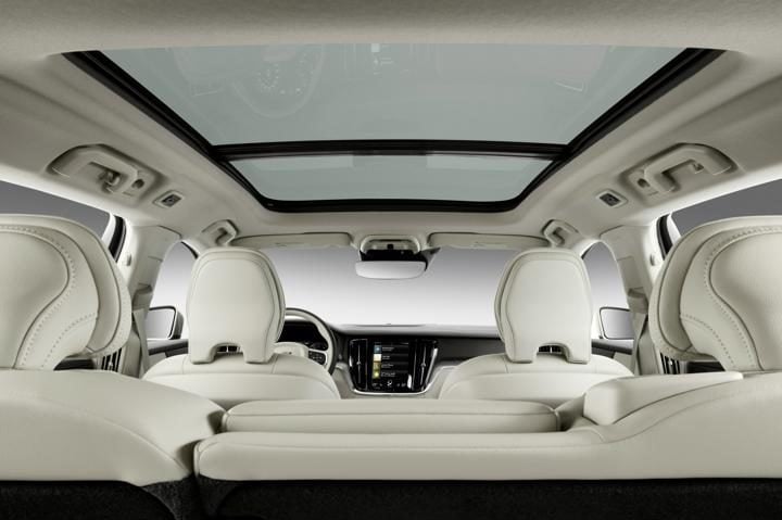 New Volvo V60 Estate sunroof