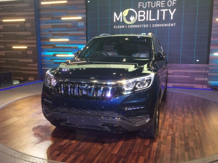 Mahindra XUV 700 Launch Date, Price, Specifications, Mileage, Interior