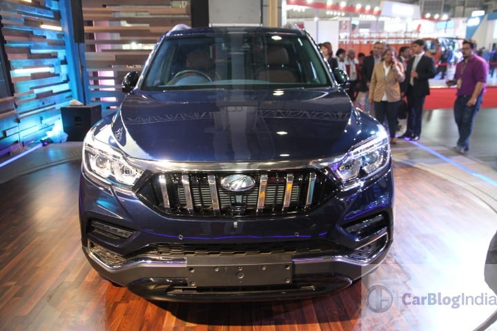 Mahindra XUV700 front profile