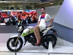 show babes at auto expo 2018