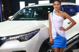 show babes at auto expo 2018