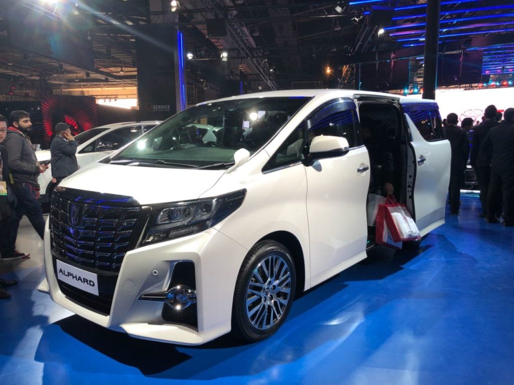 Toyota Alphard India Debut Takes Place at Auto Expo 2022