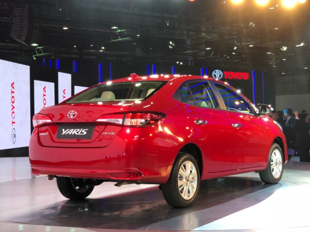 Toyota Yaris India Prices, Mileage, Interiors, Dimensions And ...