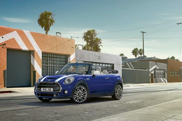 03 The new MINI Convertible image