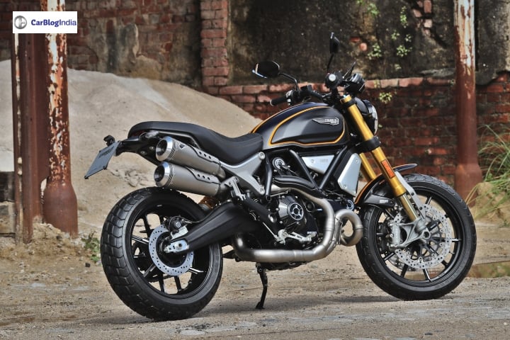 The Ducati Scrambler 1100 is an extremely versatile motorcycle, one that can give a tough competition to the BMW F 900 XR for practicality.
