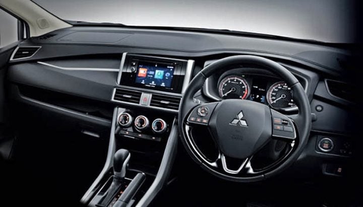 mitsubishi xpander interior image