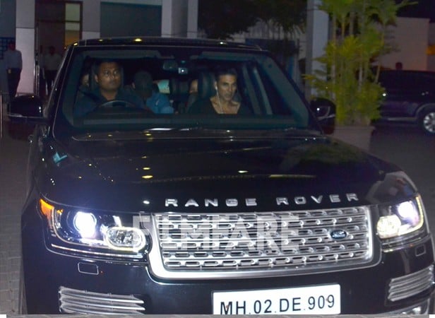 Range Rover Vogue of Akshay Kumar