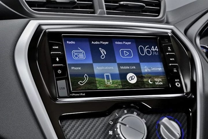 datsun go facelift interiors touchscreen image