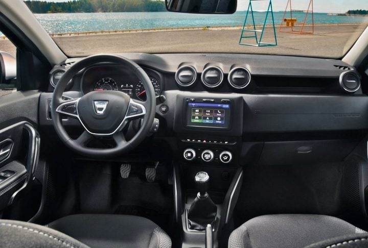 renault duster 2019 interiors image