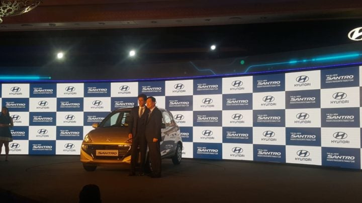 2018 hyundai santro shah rukh khan image