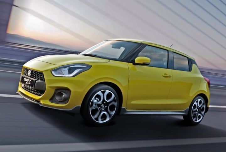 maruti swift rs side image