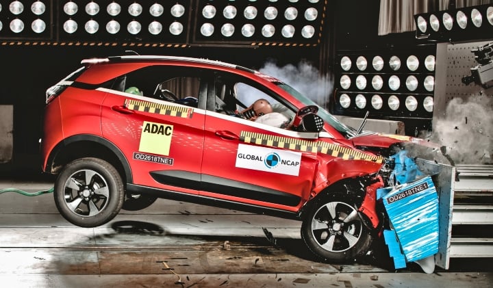 tata nexon crash test image