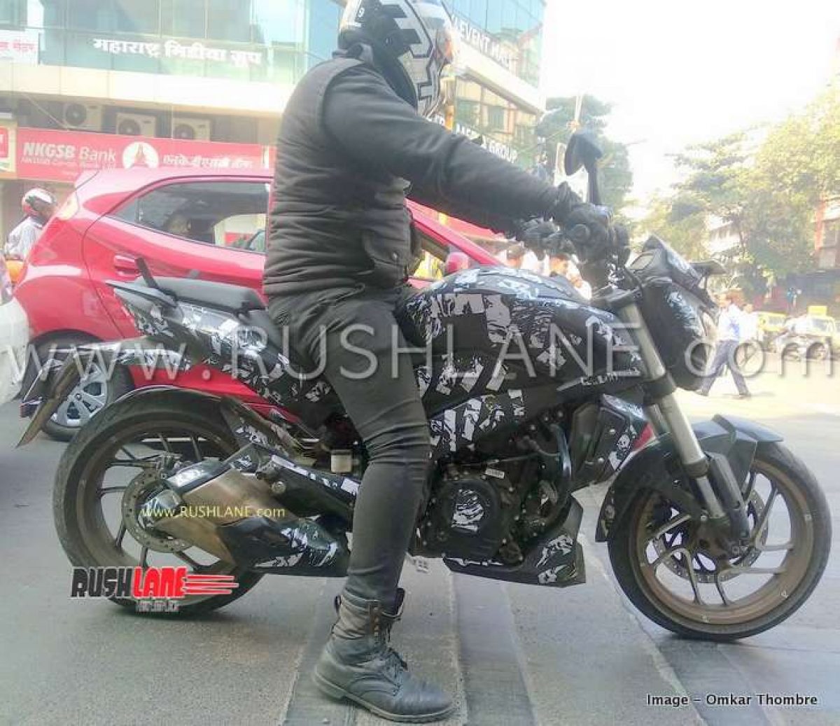 2019 Bajaj Dominar 400 bookings open 
