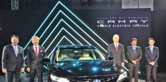 2019 toyota camry image