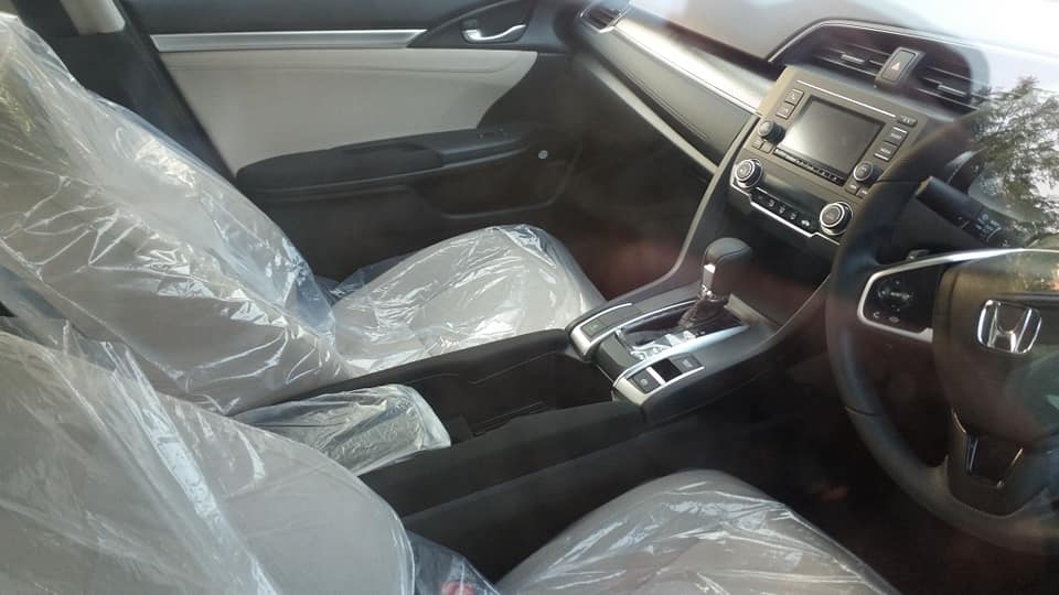 2019 honda civic interiors image