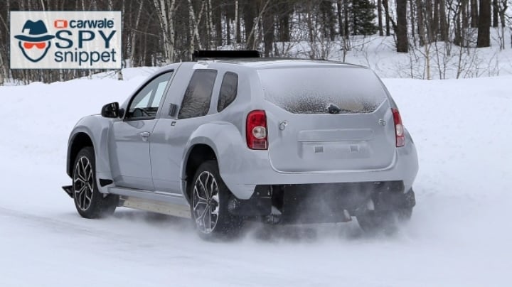 renault duster ev rear image