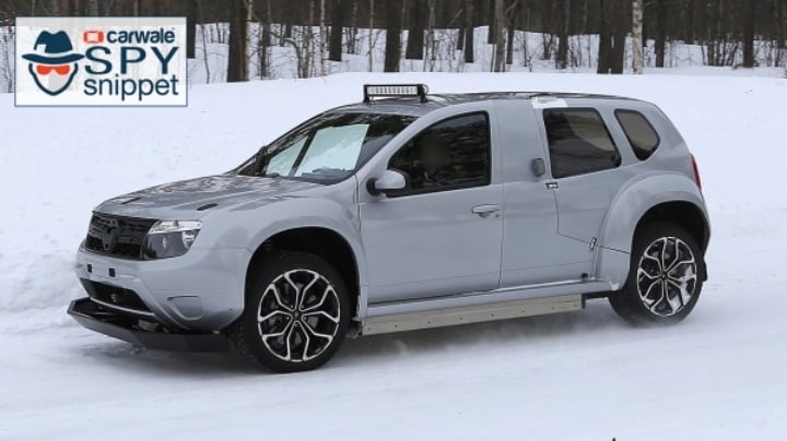 renault duster ev side image