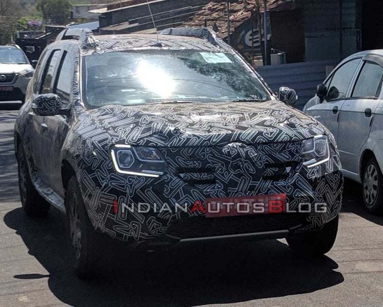 new renault duster front image