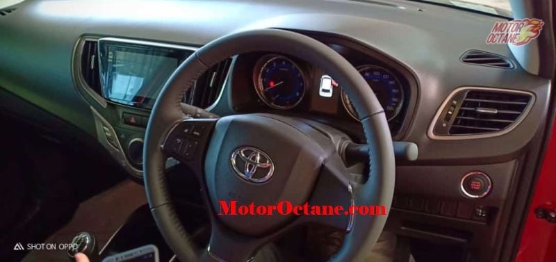 Toyota Glanza steering wheel image