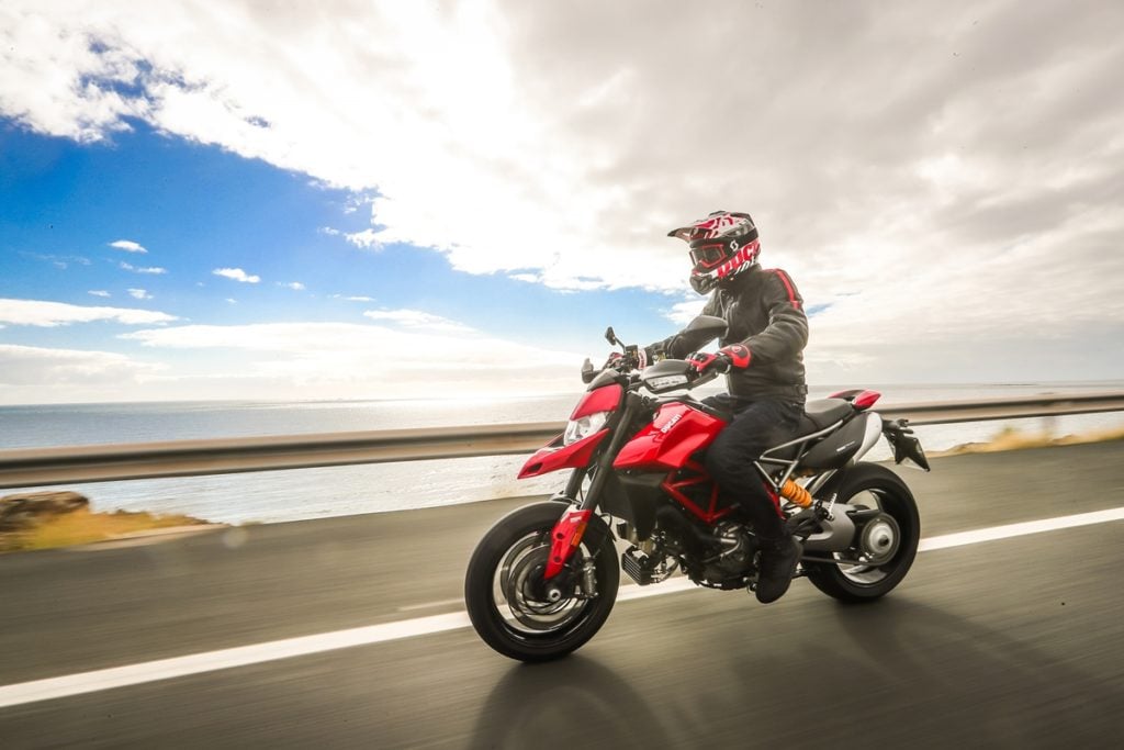 Ducati Hypermotard 950 launched in India. Price - 11.99 lakhs (ex-showroom)