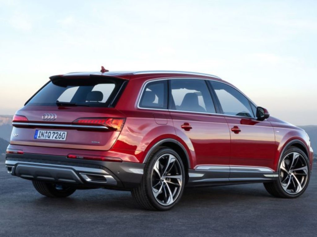 New Audi Q7 rear profile