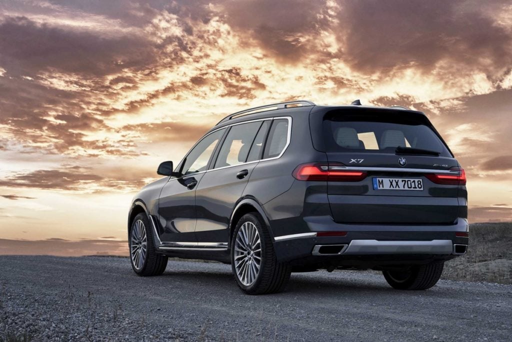 Bmw X7 Rear Profile