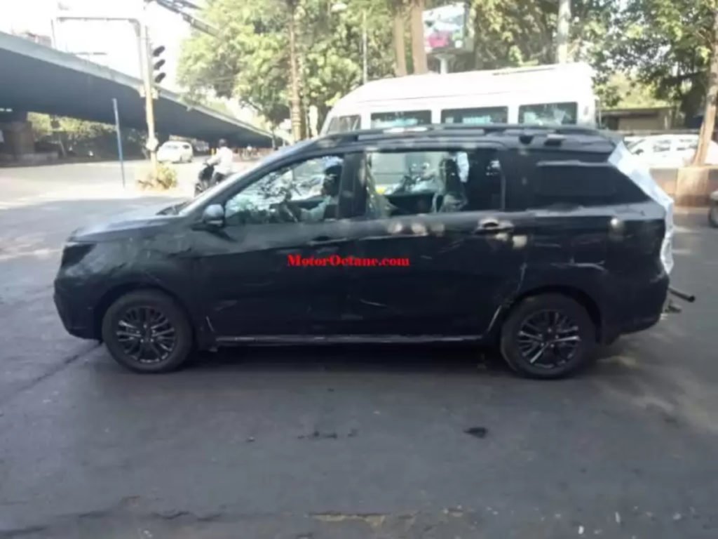 Maruti Suzuki Ertiga Cross Spotted Testing in Pune