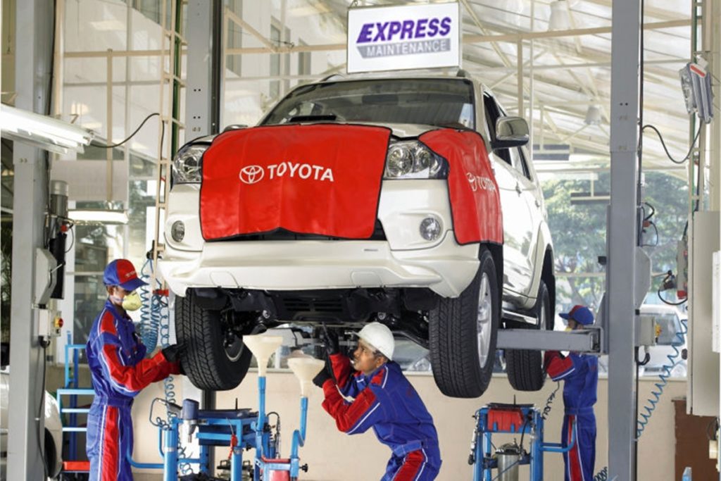 Toyota Express Maintenance Service