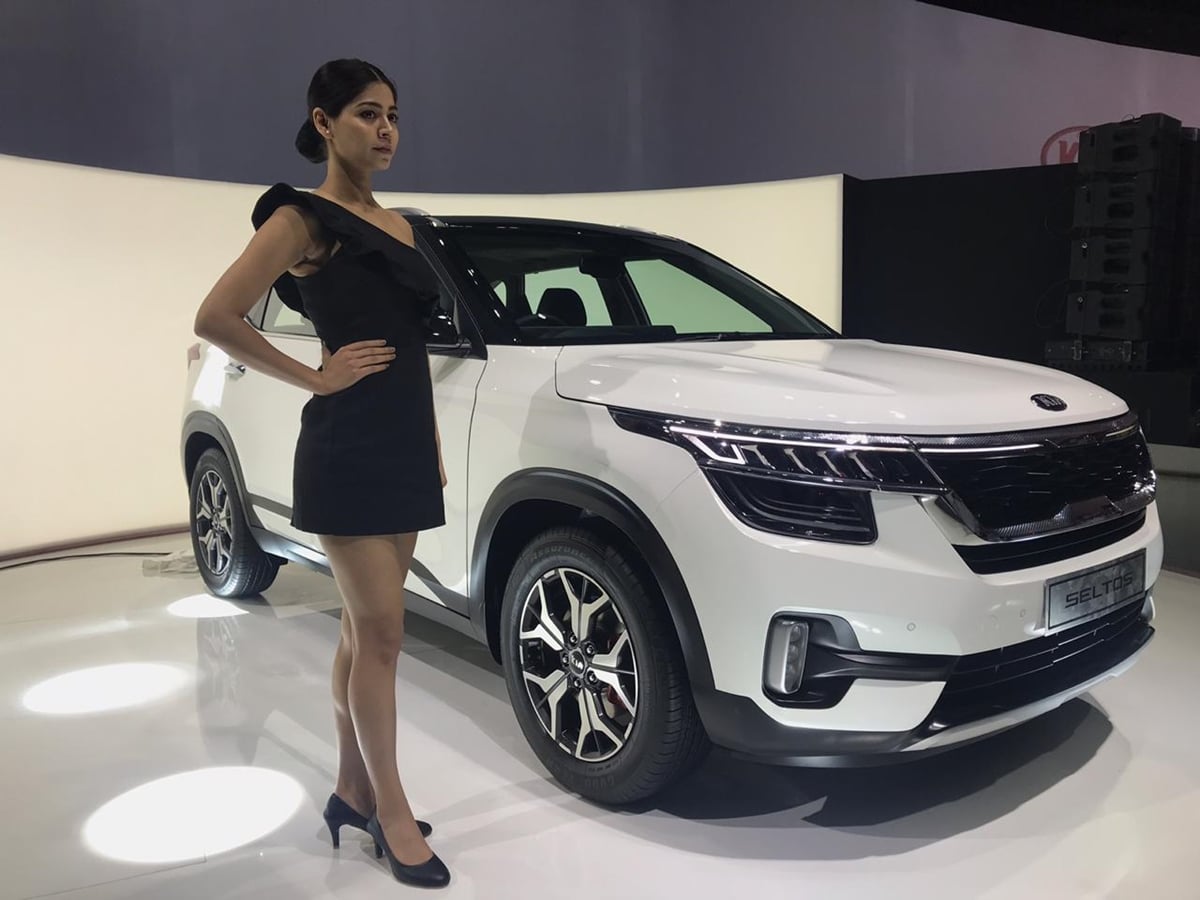 Kia озвучил дату продаж кроссовера Kia KX3