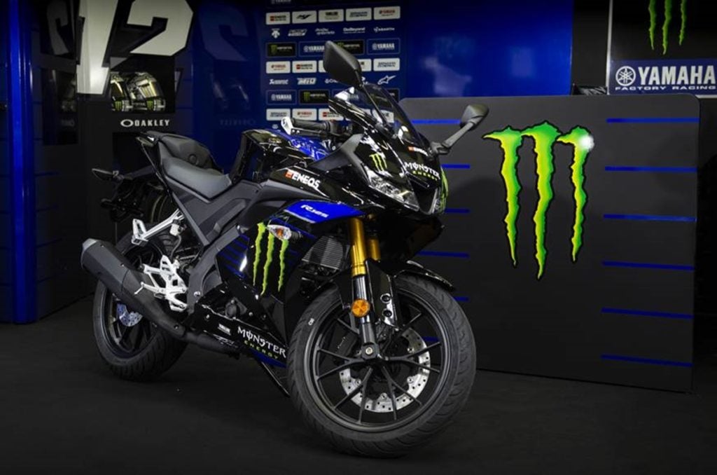 Yamaha YZF-R15 V3.0 Monster Energy MotoGP edition 