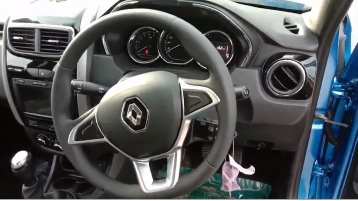 2019 Renault Duster interiors image