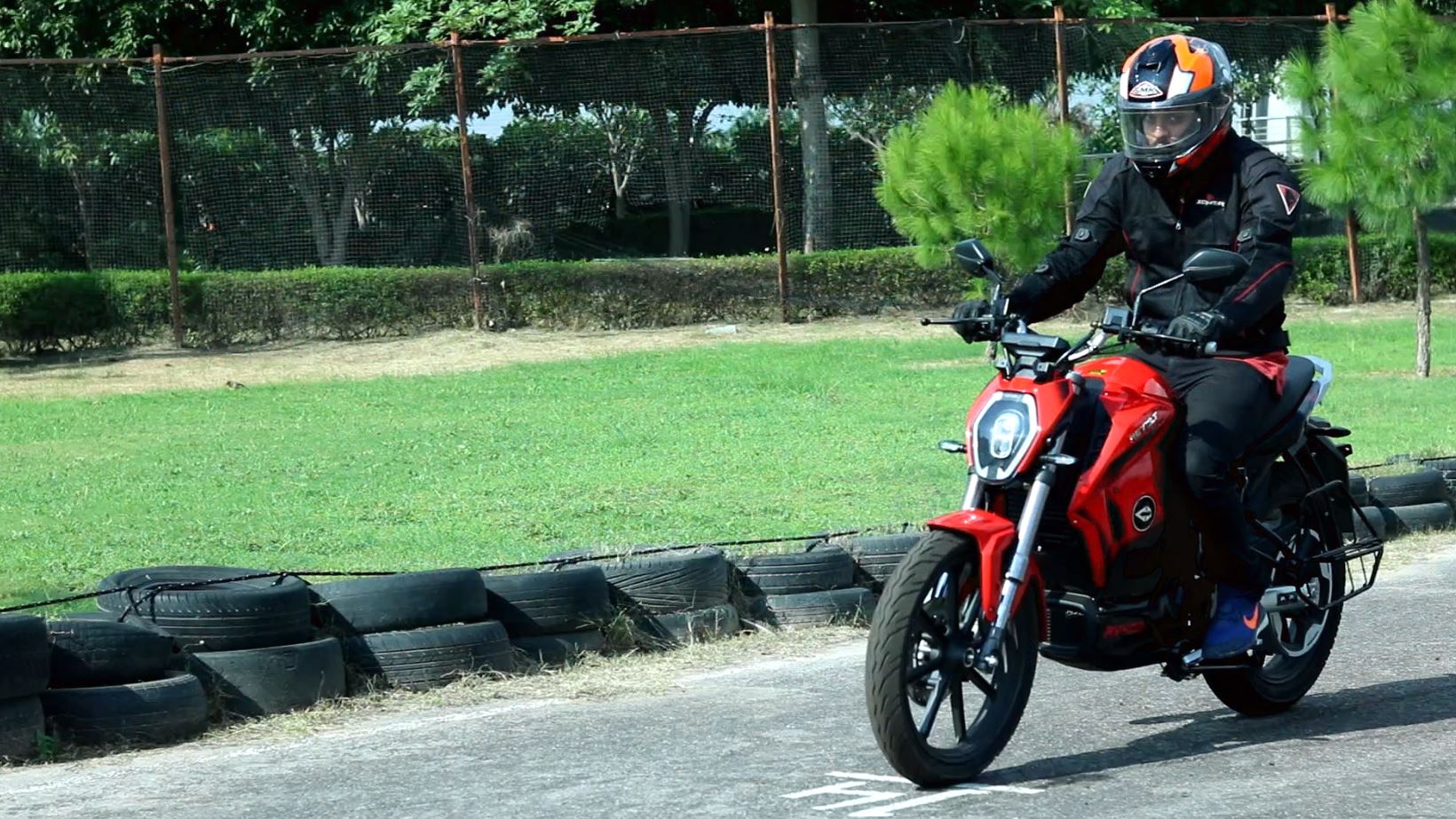 Revolt rv400 on sale buying process