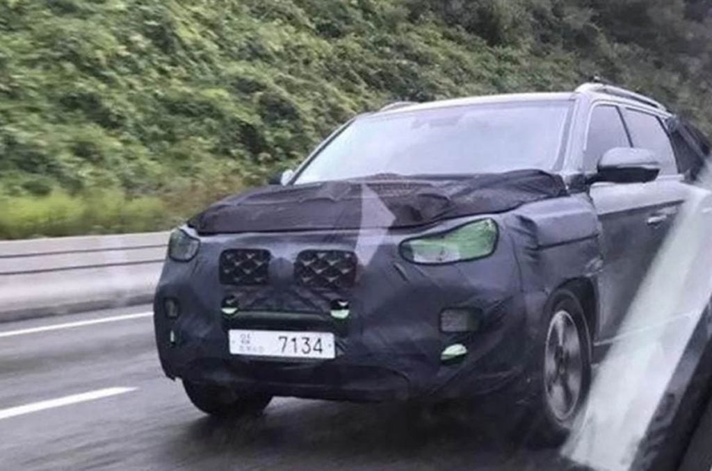 Ssangyong Rexton G4 facelift spotted testing