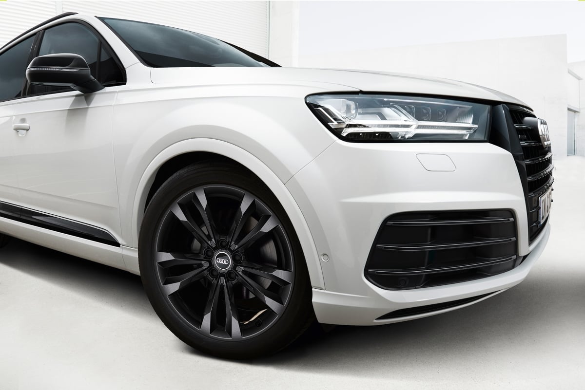 Audi Q7 Black Edition India image