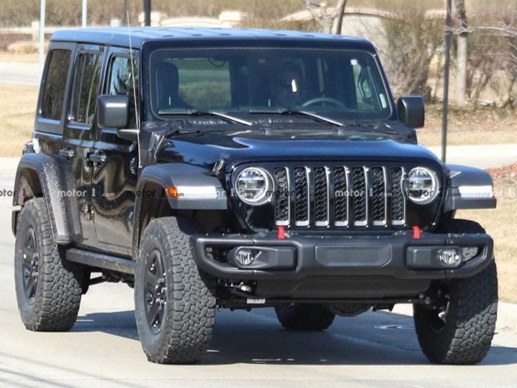 Jeep Wrangler Plug-in hybrid spied testing in US earlier