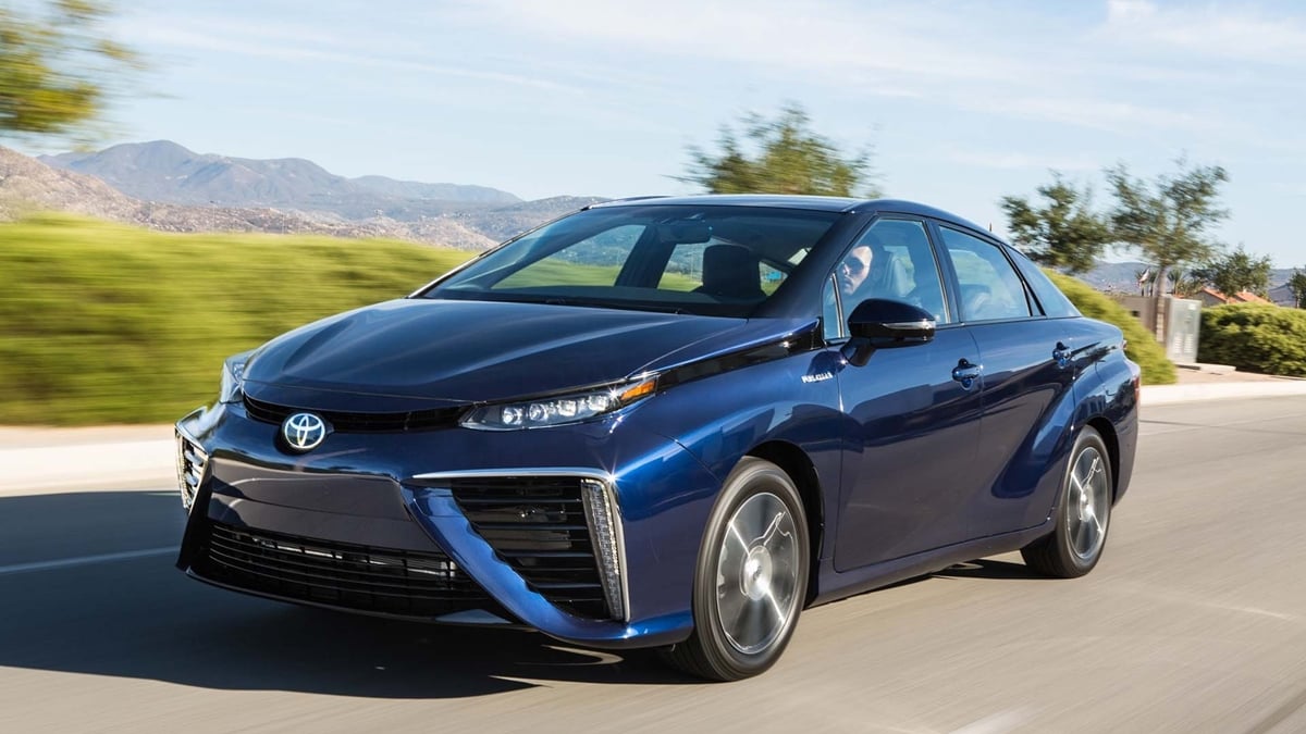 Toyota-Mirai-2