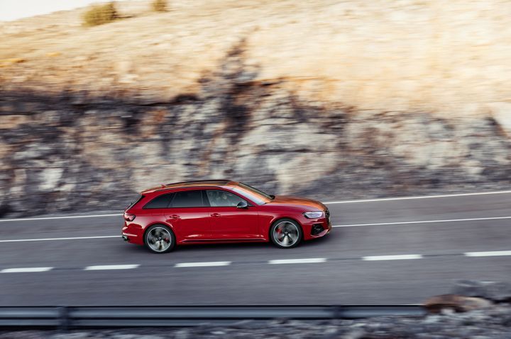 Audi-RS4-Avant-3