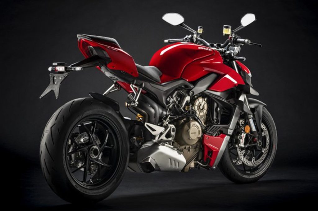 The Ducati Streetfighter has the best power-to-weight ration in the class with 211PS and weighing just 178 kg dry.