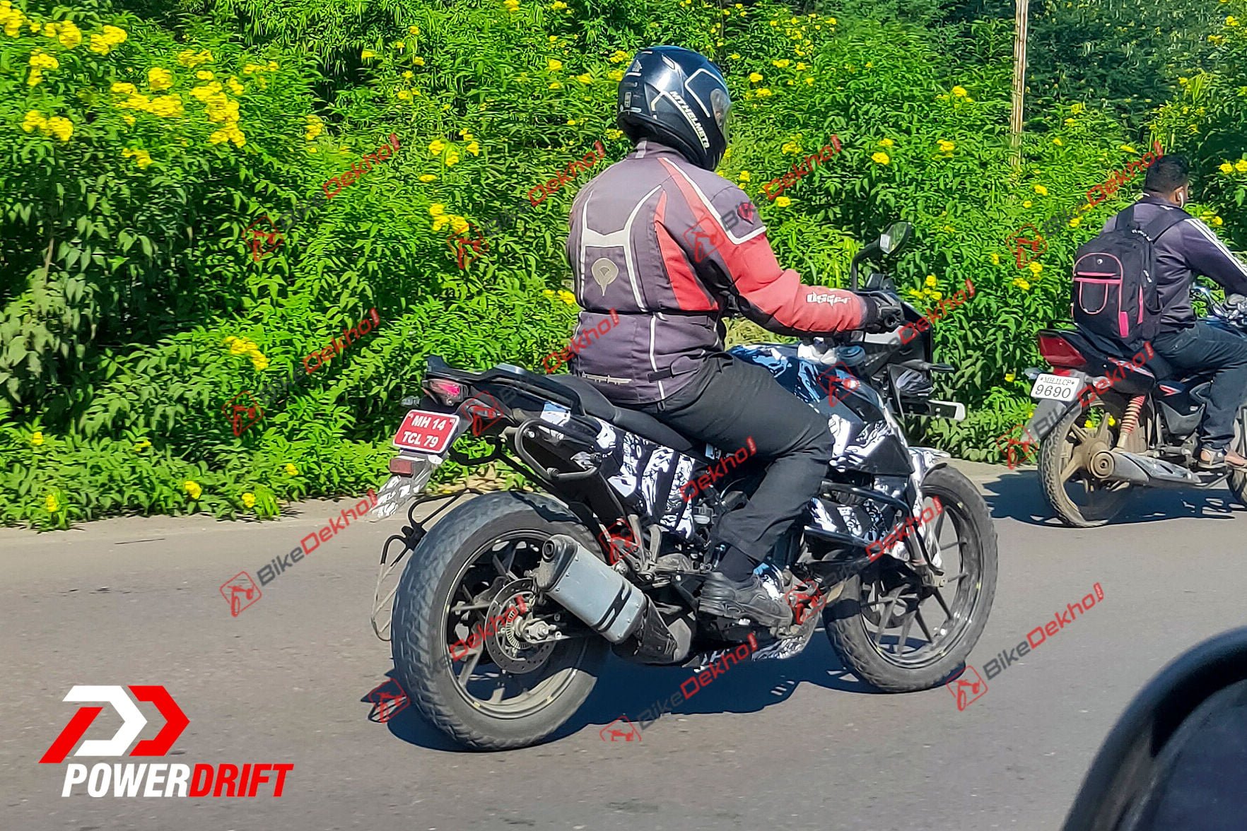 duke 250 adventure