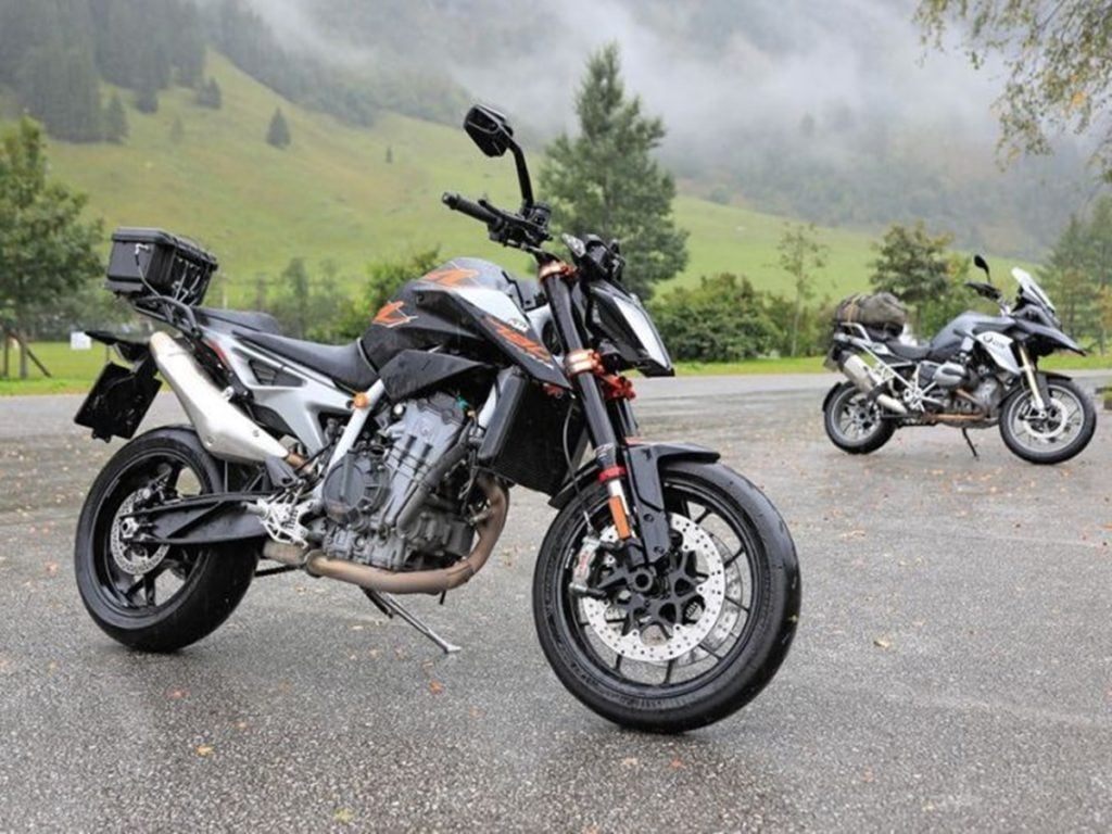 Sportier version of KTM Duke 790 seen doing rounds on public roads