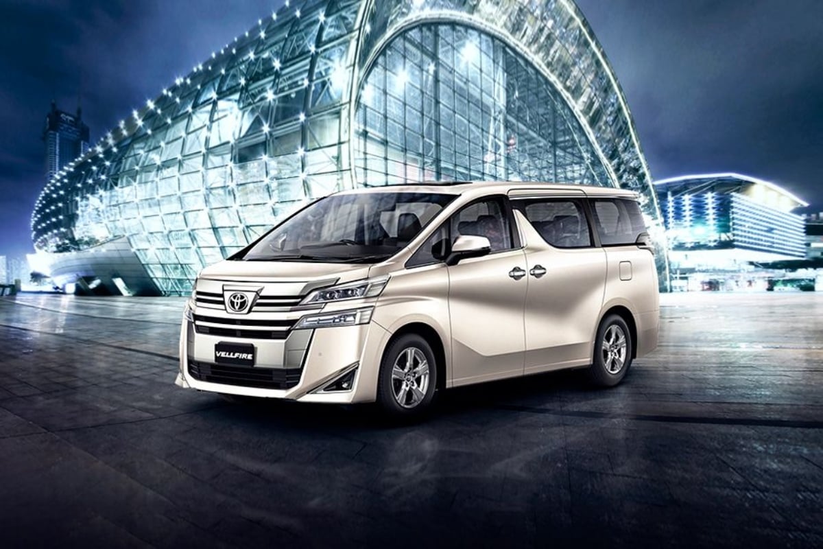 Toyota Vellfire Starts Reaching Dealerships Launch Soon 