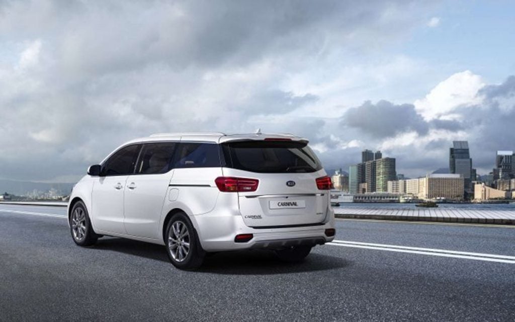 the Kia Carnival Will Be Powered by a Bs 6 Complaint 22 litre Crdi Diesel Engine