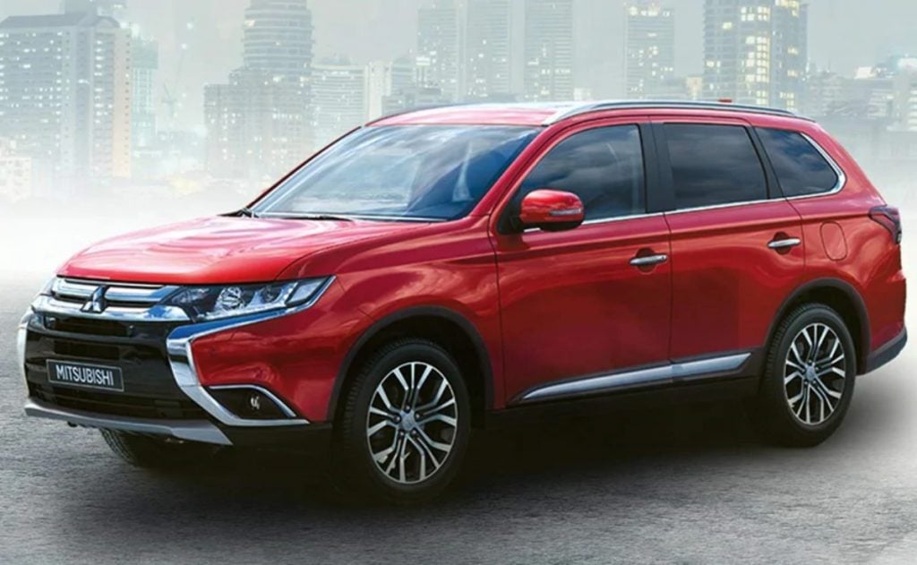 La Mitsubishi Outlander de troisième génération est la dernière voiture que la société a apportée en Inde. 