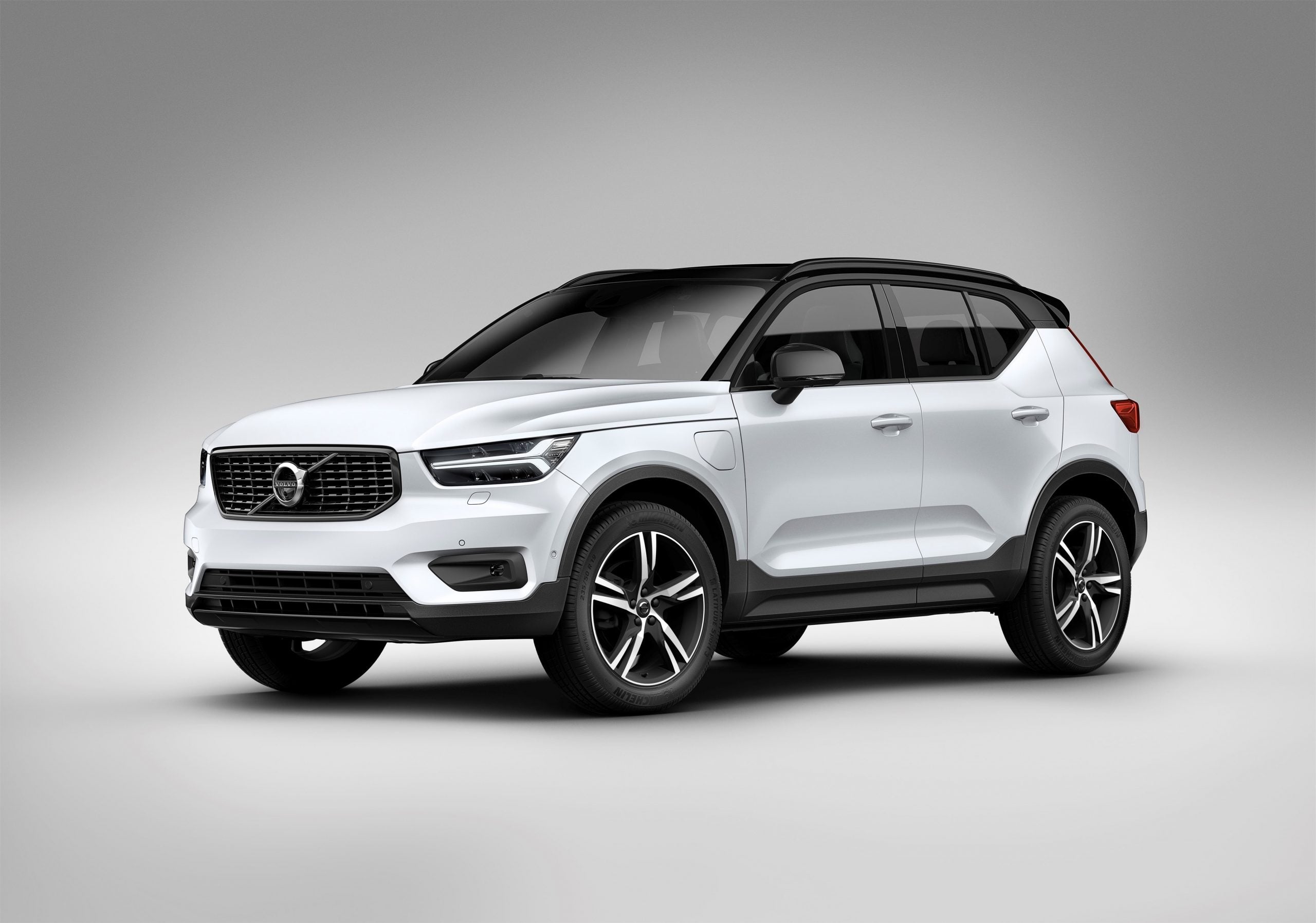 New Volvo XC40 T5 plug-in hybrid