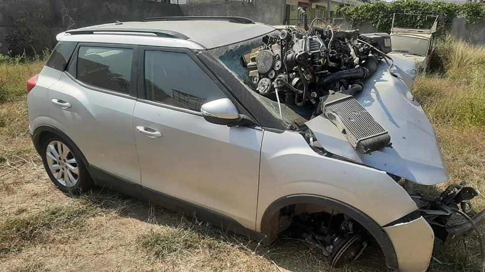 Mahindra XUV300 Accident