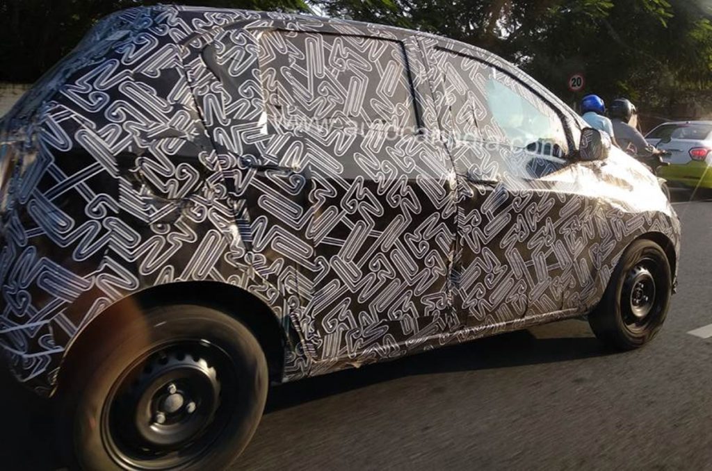 Datsun Redigo facelift spied testing in outskirts of Chennai