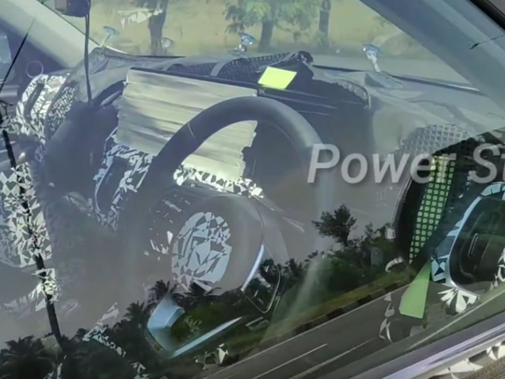 These are the first images of the interiors of the Kia Sonet