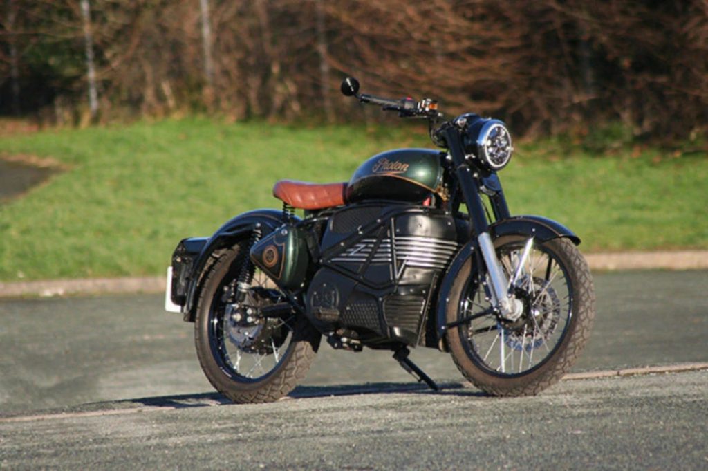 Voici Photon - une Royal Enfield Classic 350 électrique construite par Electric Classic Cars du Royaume-Uni. 