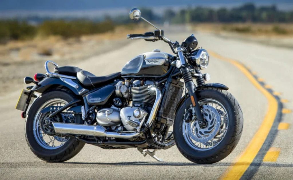 Le Triumph Bonneville Speedmaster est un beau croiseur, celui qui peut donner à n'importe quelle Harley Davidson une course pour son argent.