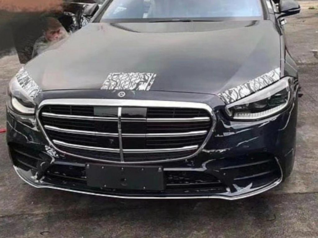Here's the front fascia of the 2021 Mercedes-Benz S-Class